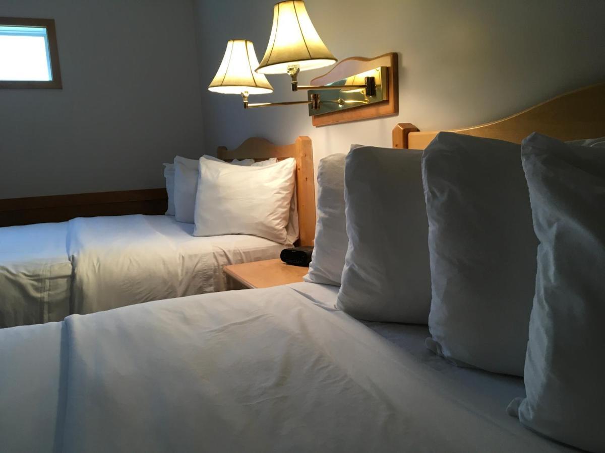 Beaver Creek Lodge And Cabins McBride Екстериор снимка